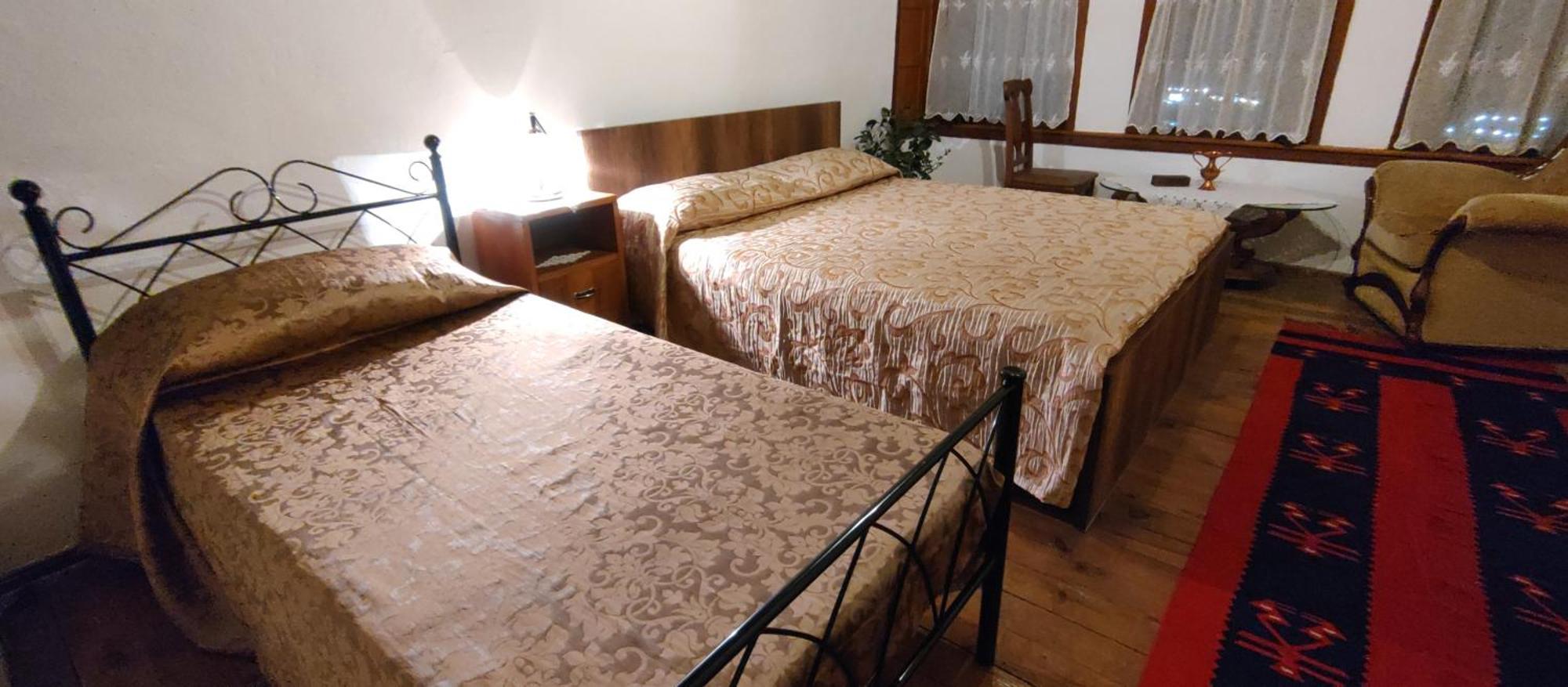 Guest House Panorama เบราท ภายนอก รูปภาพ