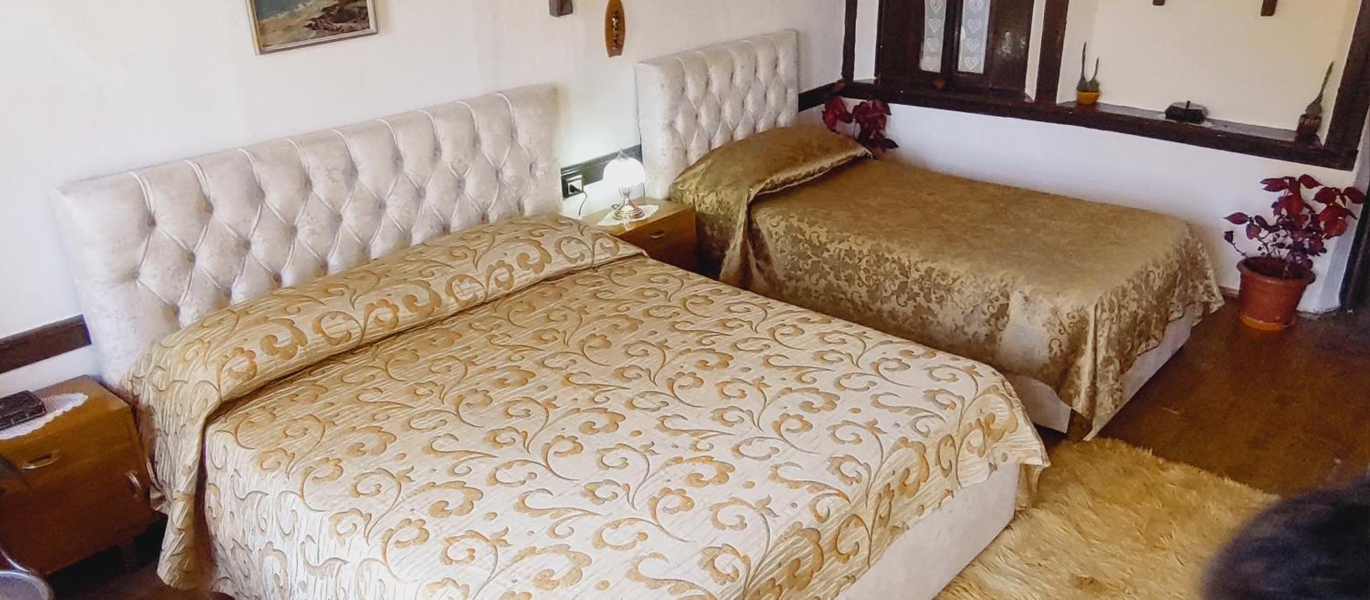 Guest House Panorama เบราท ภายนอก รูปภาพ